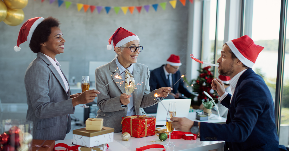 Ideas on How to Throw an Office Christmas Party